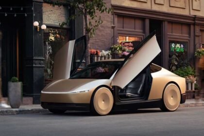 Tesla Cybercab Program Manager Resigns Just Before Tesla Cybercab Launch