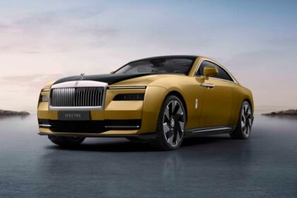 Top 10 Rolls-Royce Features That Make Driving An Amazing Experience