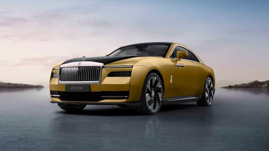 Top 10 Rolls-Royce Features That Make Driving An Amazing Experience