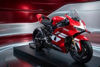 2027 Ducati Superleggera V4 Centenario