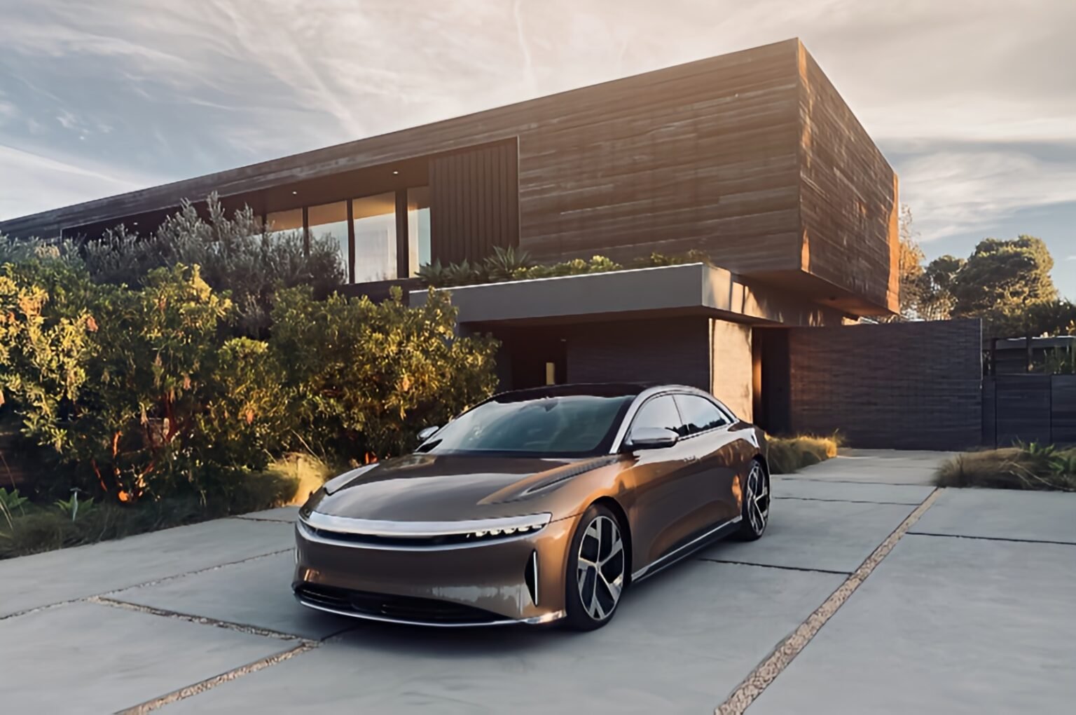 Electric Car Market Expansion Driven by Clean Energy