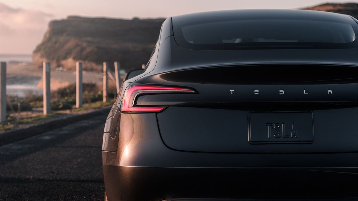 5 Things That Made Me a Fan of Tesla Electric Cars Through Experience